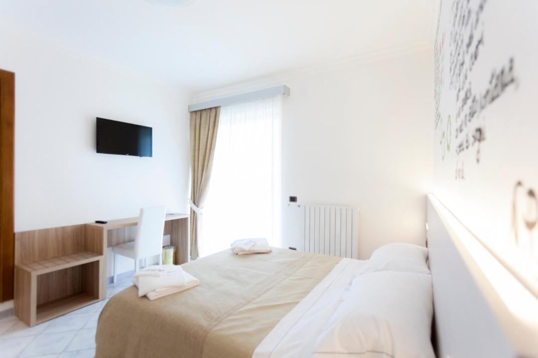 Na' Poesia B&B Di Charme SantʼAgata deʼ Goti Kültér fotó